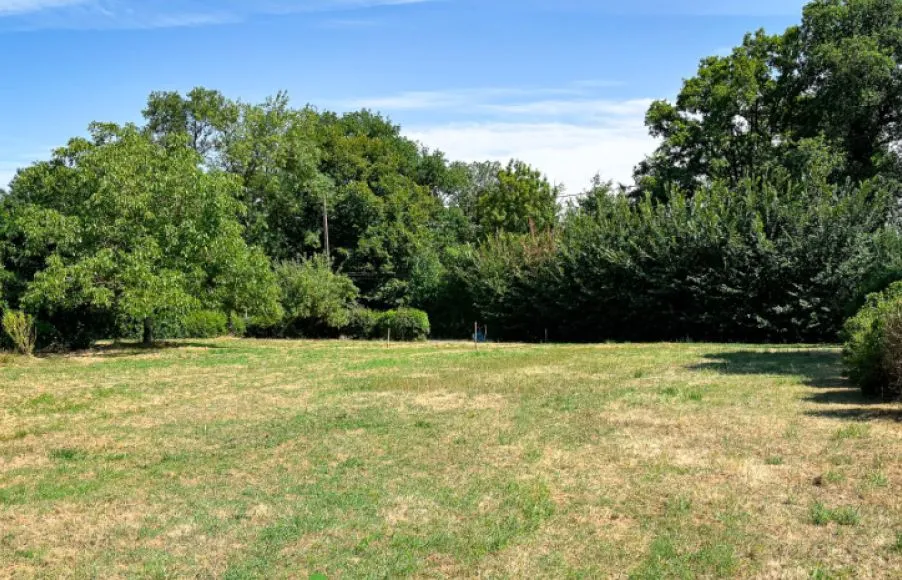 Image Terrain à bâtir de 1000 m² à CHAUMES-EN-RETZ (44)
