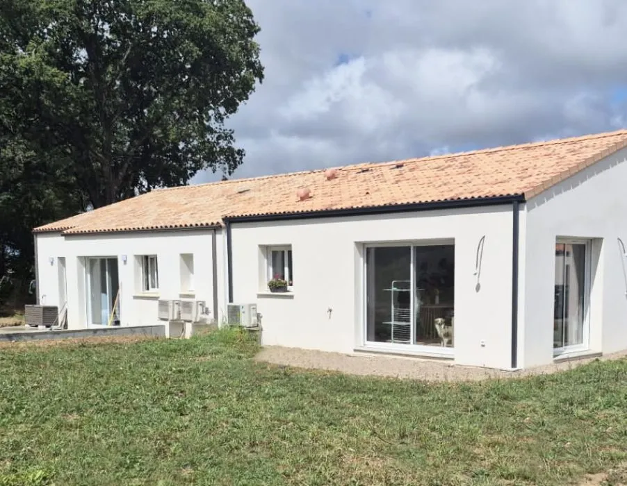 Image Chaque maison raconte une histoire. Découvrez celle de Mme J à Avrillé.